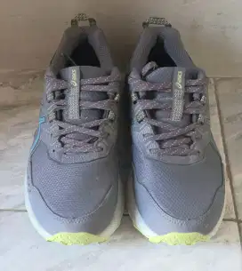 Jual sepatu asics venture 9 size 38