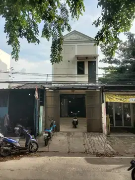 Disewakan Ruko Pinggir Jalan Raya 4 Lajur Strategis