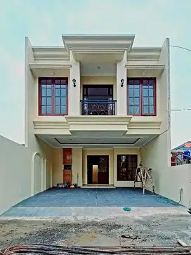 TERMURAH RUMAH BARU UNIT POJOKAN DALAM CLUSTER DEKAT RAGUNAN JAKSEL