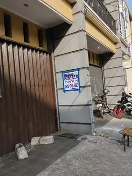 Ruko di pinggir jalan raya, cocok utk usaha