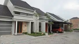 RUMAH ELITE DI KARTASURA DEKAT KAMPUS DAN KOTA SOLO SHM READY