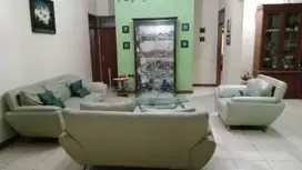 Dijual Rumah di Jl. Abadi, Sukasari - Bandung