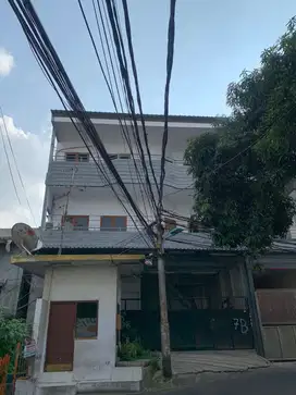 Rumah jelambar 4 kamar tidur siap huni harga bagus
