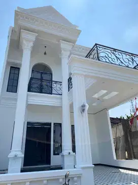 Rumah Mewah Harga Murah 1,3 M Lokasi Strategis