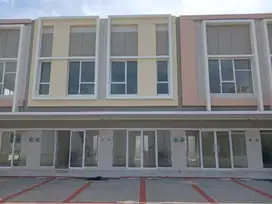 Dijual/Disewa Ruko 2 lt gandeng (3 unit) Vienna Grande Gading Serpong