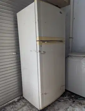 Kulkas bekas goldstar normal dingin