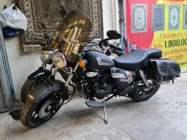 Benelli 200cc EFI , tahun 2023 , low km