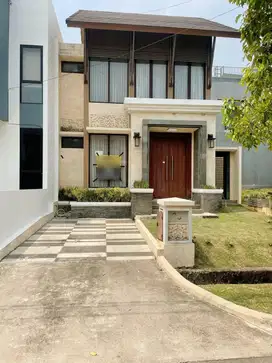 Jual Cepat Rumah Taman Simpruk 3 Kamar, Lippo Cikarang, Bekasi