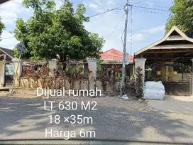 Dijual rumah tengah kota