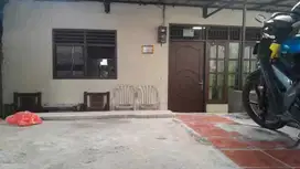 DIJUAL RUMAH HITUNG TANAH DI KUKUSAN BEJI DEPOK – LOKASI STRATEGIS!