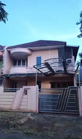 Rumah 2lt 9x22 198m type 4KT Taman Modern Cakung