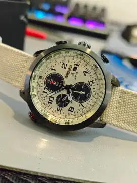 Seiko Prospex SSC425 Sky Solar Chronograph