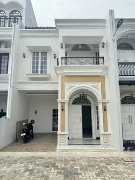 Rumah Dijual Di Kebagusan Cluster Ada Kolam Renang Strategis