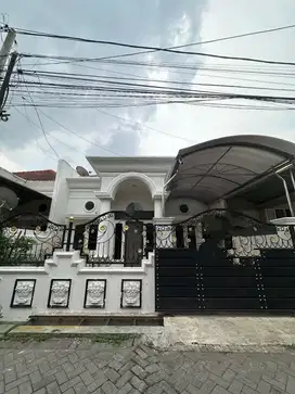 Ploso Timur - Rumah Siap Huni Model Classic  Surabaya Timur