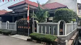 Dijual Rumah SHM Semi Furnished Strategis di Cilodong Depok
