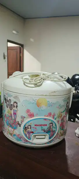 Magic Com 1.8L Maspion bekas tapi baru
