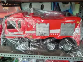 Mainan Anak mobil naik pemadam selang air
