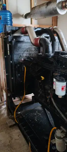 Genset 250 KvA Cummins