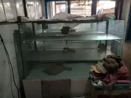 Etalase makanan