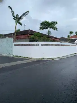HOT SALE!!!Rumah posisi Hook Hitung Tanah Di Bangka Jakarta Selatan