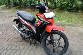 Motor REVO X Velg Racing 2024
