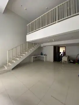 Dijual Unit Hook, Soho Pancoran tipe Vermont Luasan 97 sqm