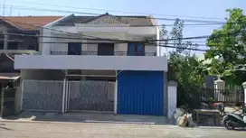 RUMAH USAHA 2 LANTAI RUNGKUT PERMAI SURABAYA MURAH RON.A1467
