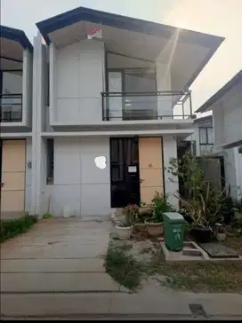 Rumah di Lippo Karawaci Cluster Cendana Park
