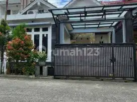 Rumah Modern Minimalis di Bukit Cimanggu City