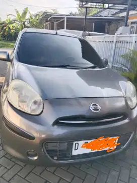 Jual Nissan March tahun 2012