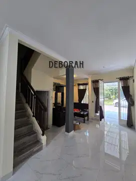 Dijual di Modernland rumah 2 lantai Full renov siap huni luas 120m2