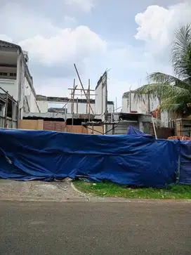 La.1600 Dijual Cepat Rumah Kota Wisata Siap sedang renovasi 2 lantai