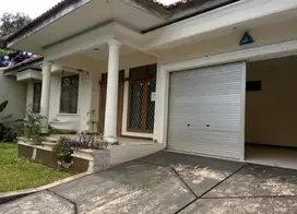 Rumah di Jalan Bungur Kemang Luas 900m Ada Kolam Renang