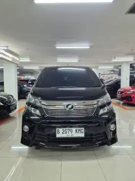 Toyota vellfire zg alles 2012 hitam mulus sgt terawat