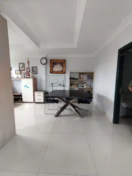 Rumah 4 lantai, rapi, terawat di samping Cluster Kucica Bintaro Jaya
