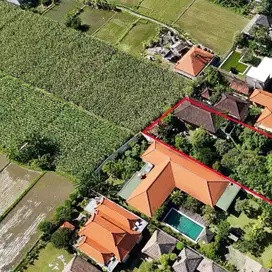 Dijual Tanah Pantai Gumicik Ketewel ( bonus bangunan villa mangkrak )