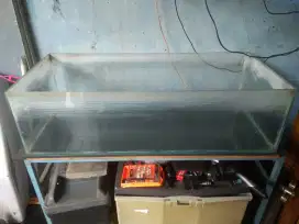 Aquarium dan perlengkapannya