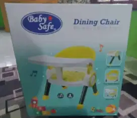Meja makan anak