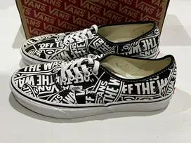 Vans Authentic OTW repeat black