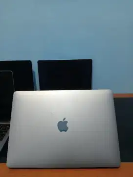 Macbook Pro M1 2020 8/512