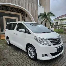 Alphard G AT 2012