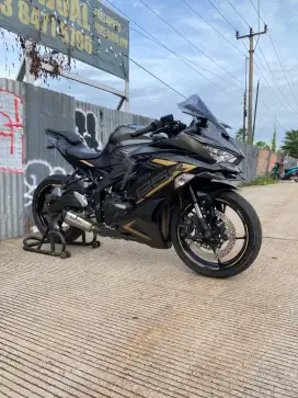 Kawasaki ZX 25 R