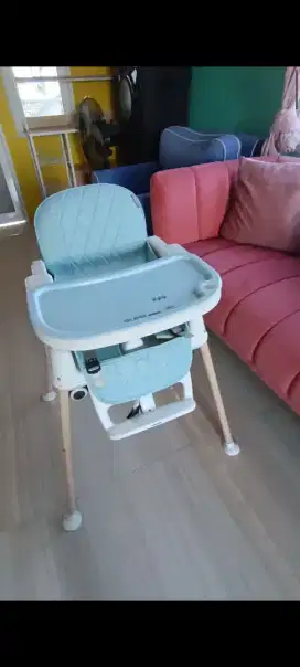 Kursi Makan Bayi merk Velol X dijual Rp450.000 (nego)
