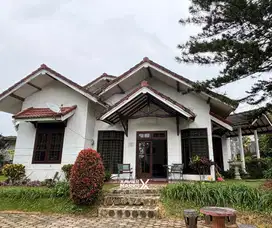 V1 Dijual Villa Asri Taman Luas Poros Jalan di Abd Gani Batu