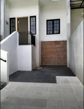 Rumah SHM Cibinong Bogor Luas 100m