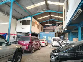 DISEWAKAN GUDANG EX BENGKEL PINGGIR JALAN DI SUNTER JAKARTA UTARA