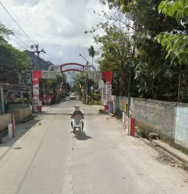 dijual tanah di Gba dekat Alfamart belakang transmart buahbatu 4 jt/m2