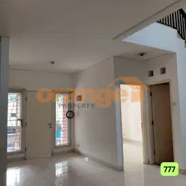 Di Jual Rumah Cantik Murah di Raffles Hills Cibubur