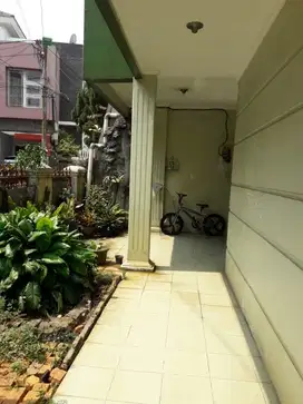 Dijual rumah 2 lantai pondok kopi jakarta timur