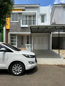 Rumah 4 kamar cantik Cluster Turquoise, Gading Serpong